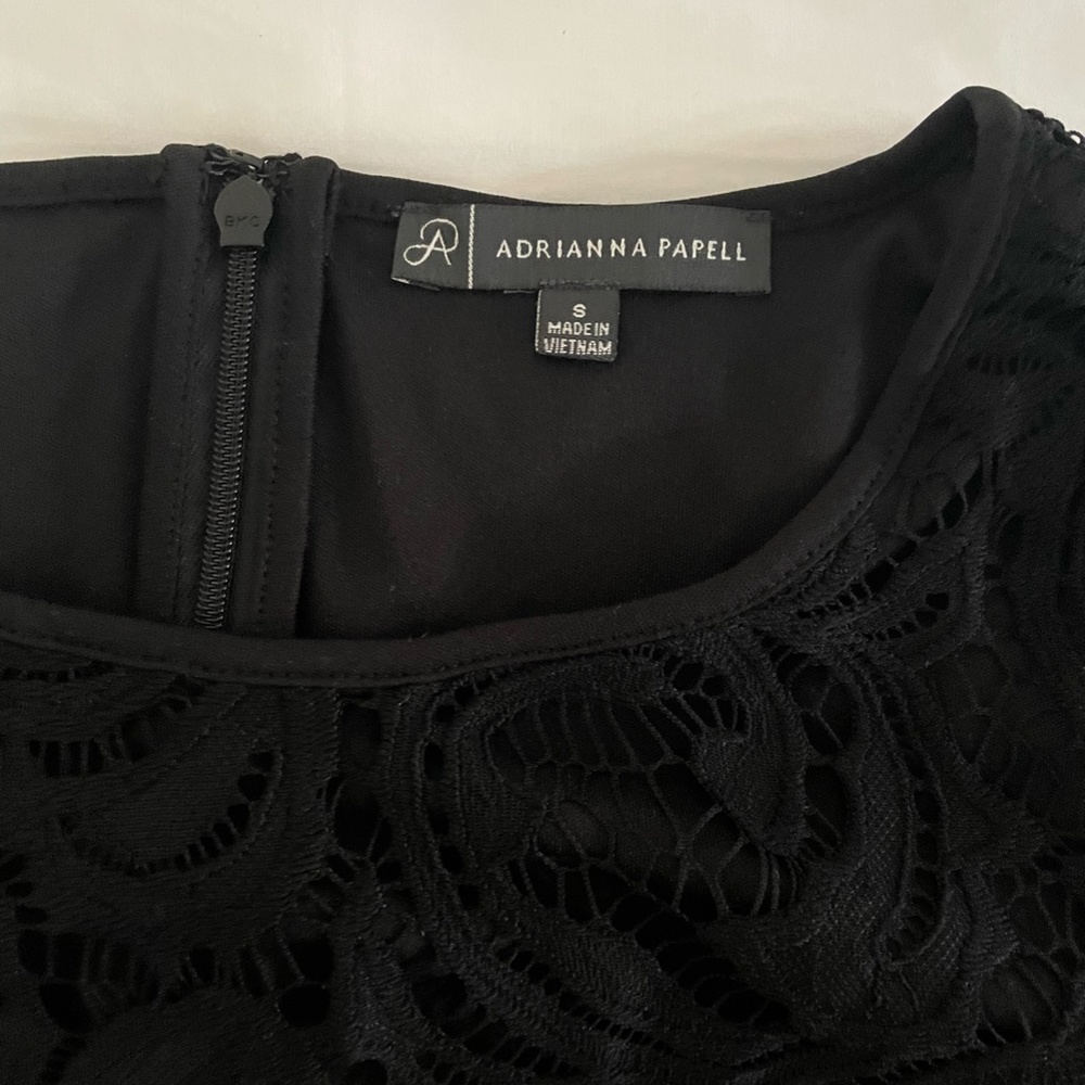 Lace top - Picture 3 of 3